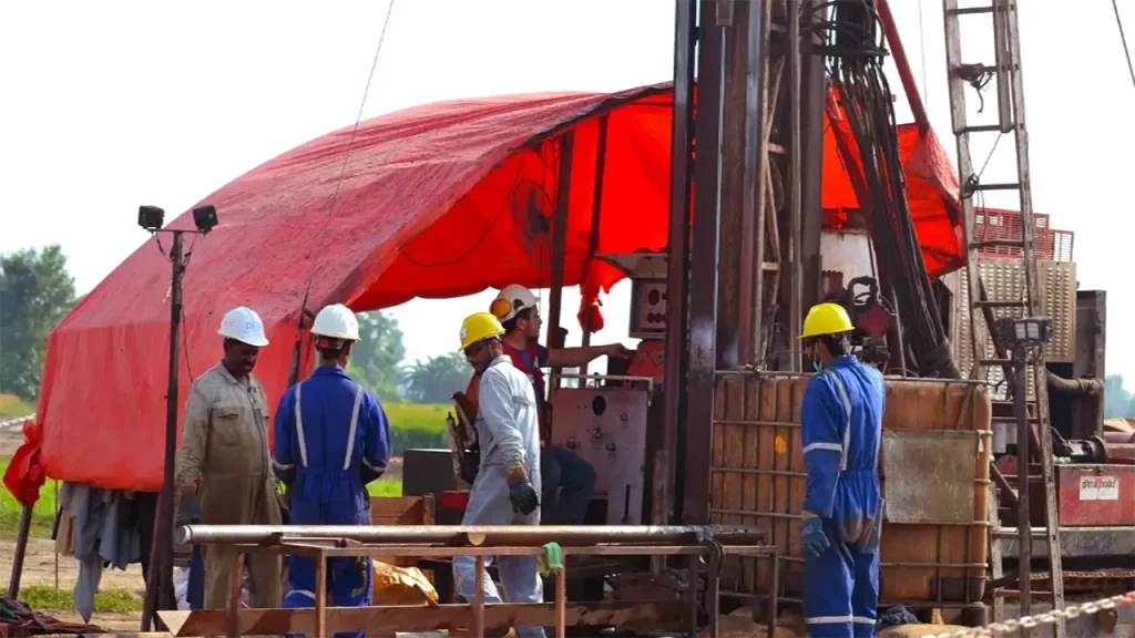 Exploration and Resource Estimation of Iron Ore and other minerals in district Chiniot, Faisalabad and other districts of Punjab, Pakistan (Drilling Contractor)